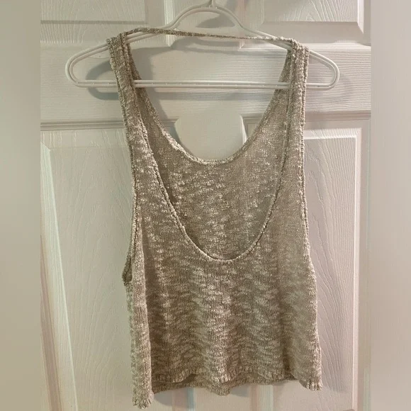 Knit backless Tank - Picture 2 of 4